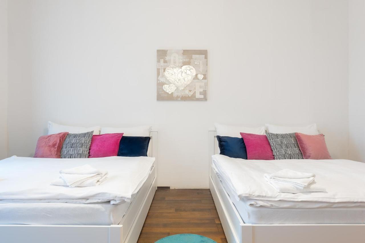 Poppy Apartment Praga Exterior foto