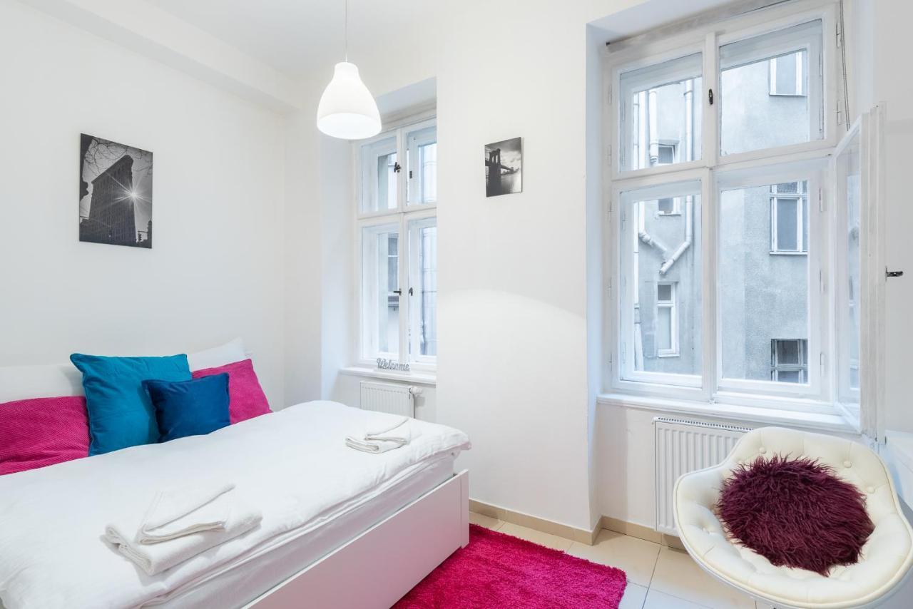 Poppy Apartment Praga Exterior foto